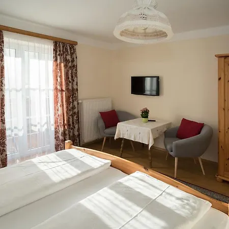 Haus Kendlinger Guest house